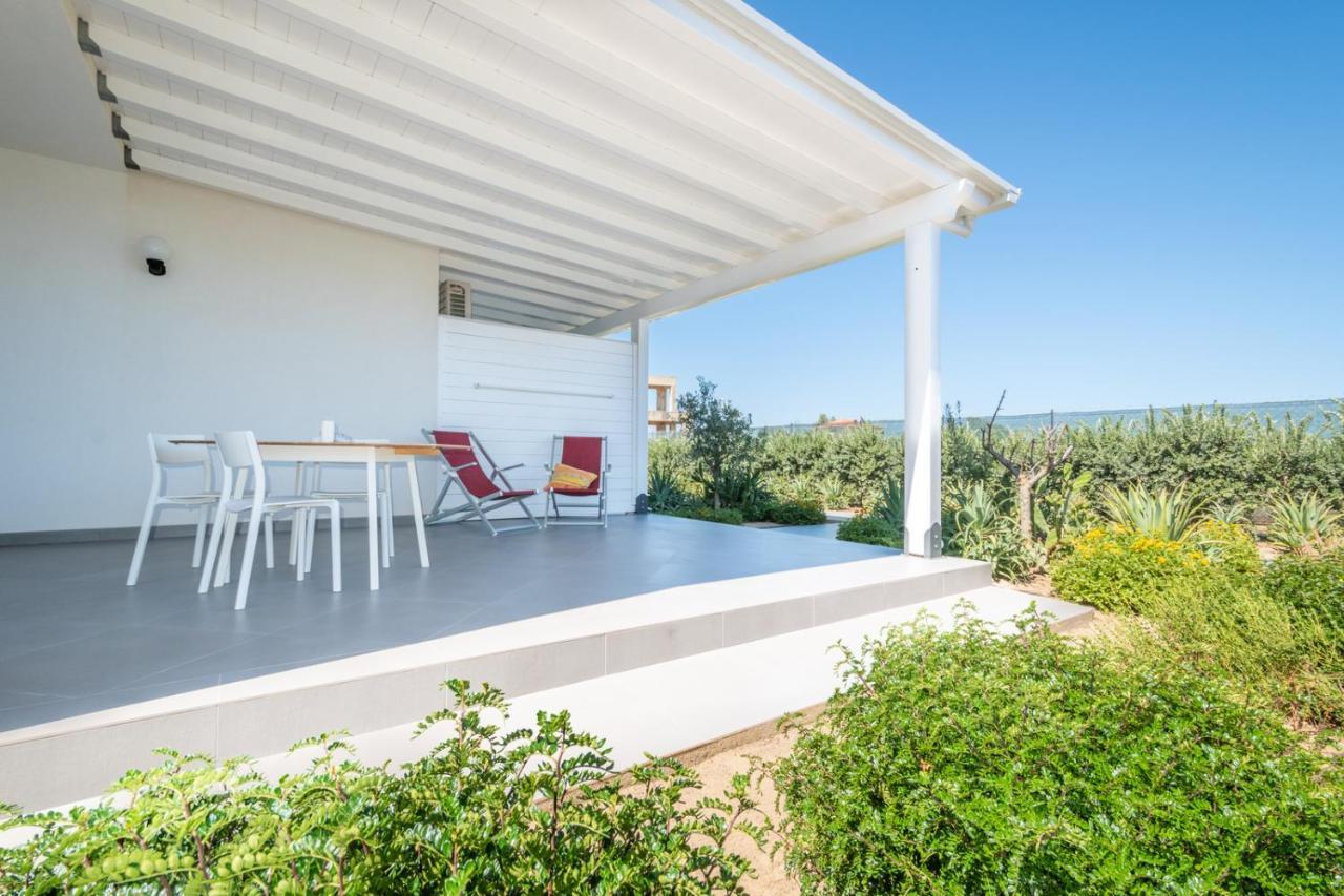 B&B Lo&G Lascari Luaran gambar