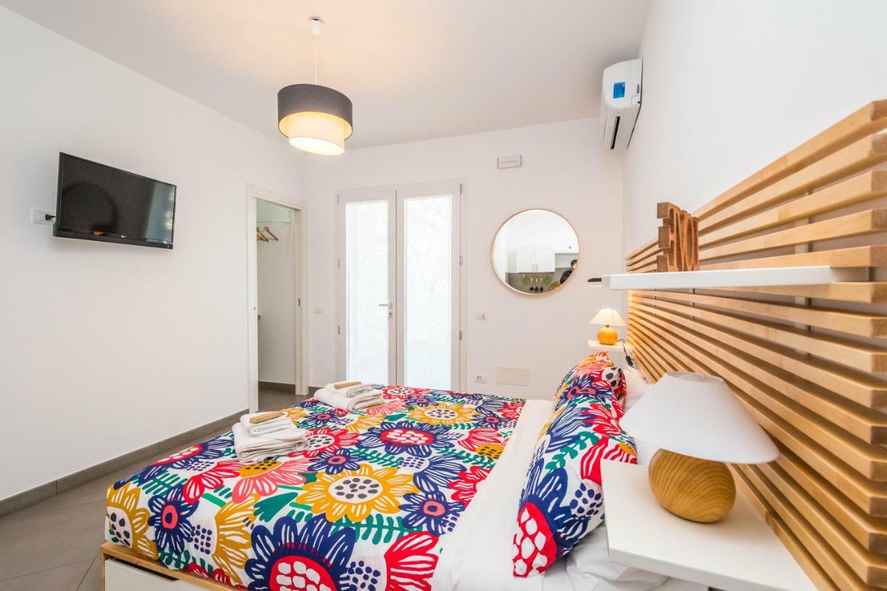 B&B Lo&G Lascari Luaran gambar