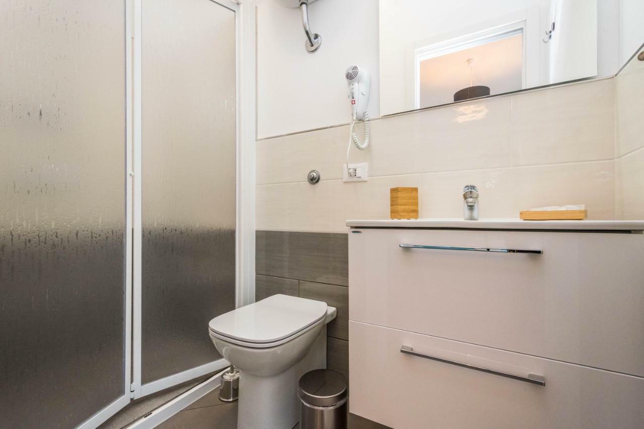 B&B Lo&G Lascari Luaran gambar