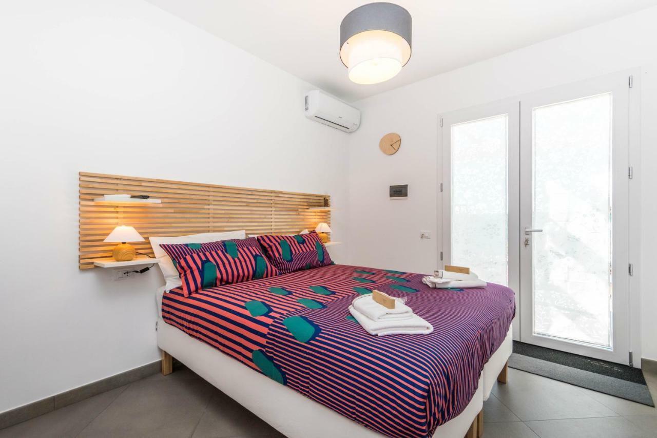 B&B Lo&G Lascari Luaran gambar
